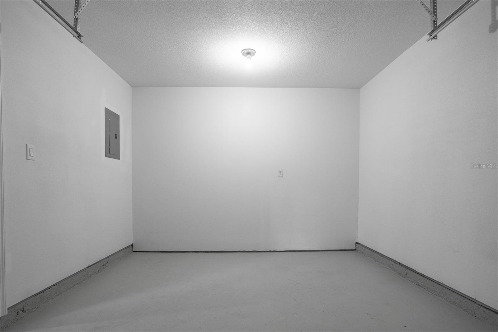 Image 22 of 45 For 9331 Edison Road