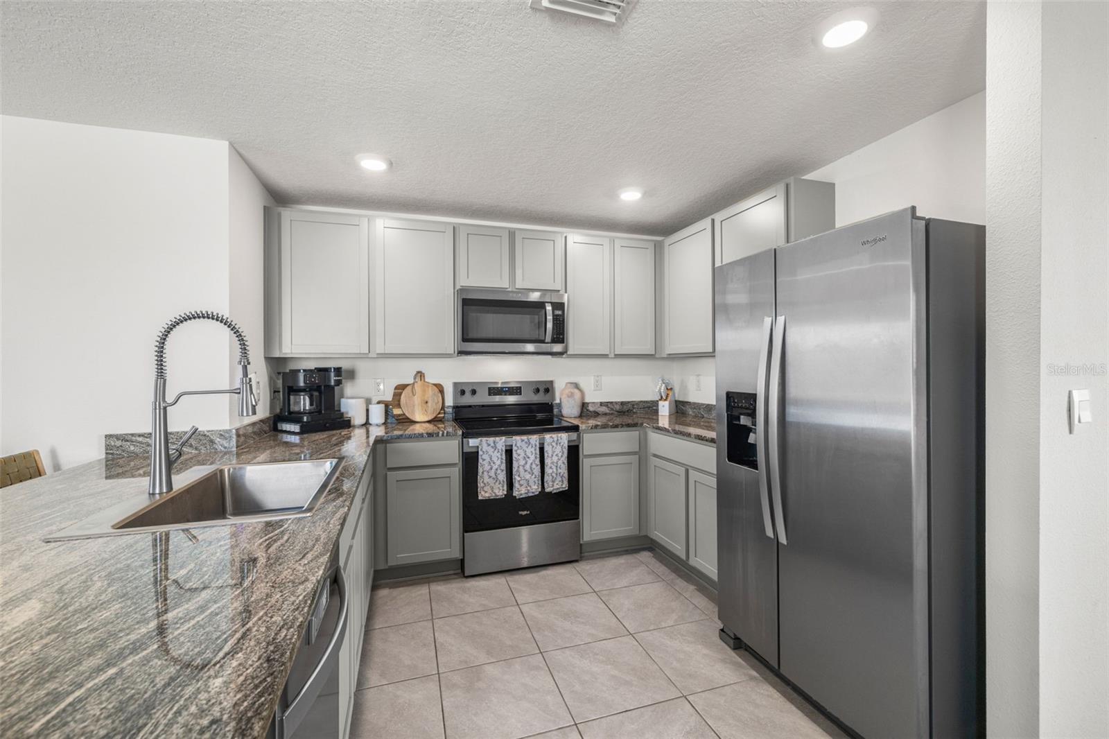 Image 20 of 53 For 13581 Mount Ivy Court