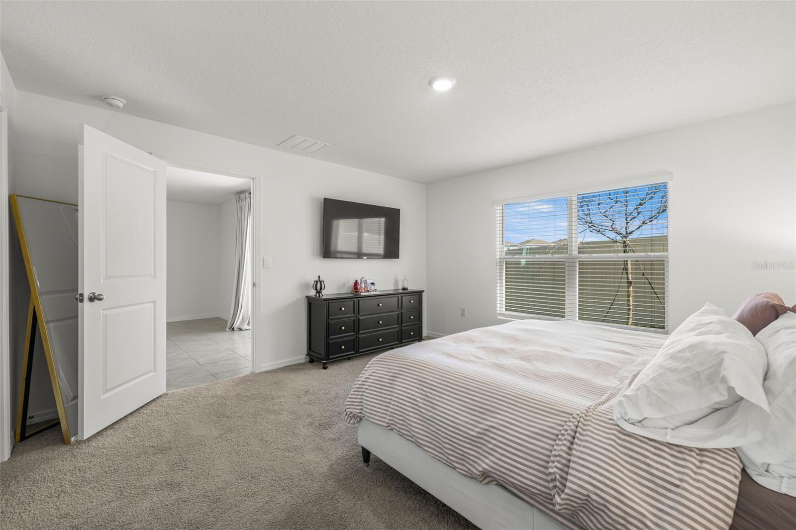 Image 27 of 53 For 13581 Mount Ivy Court