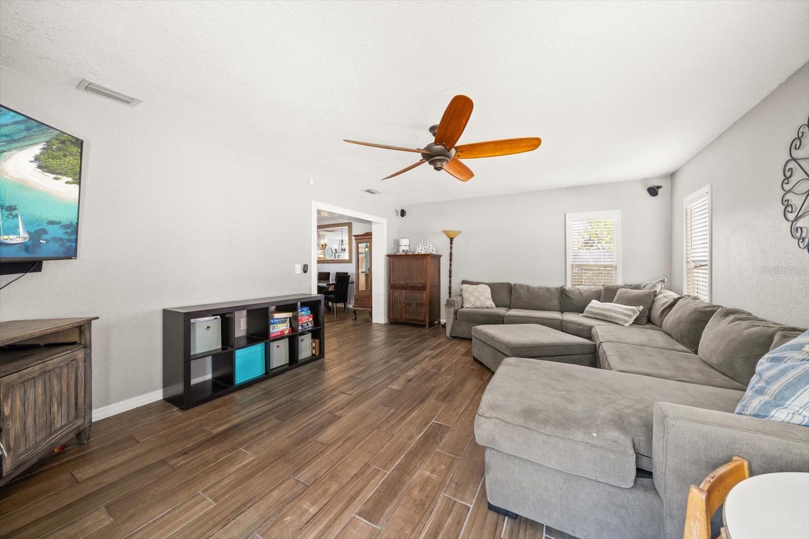 Image 11 of 25 For 12057 96th Place