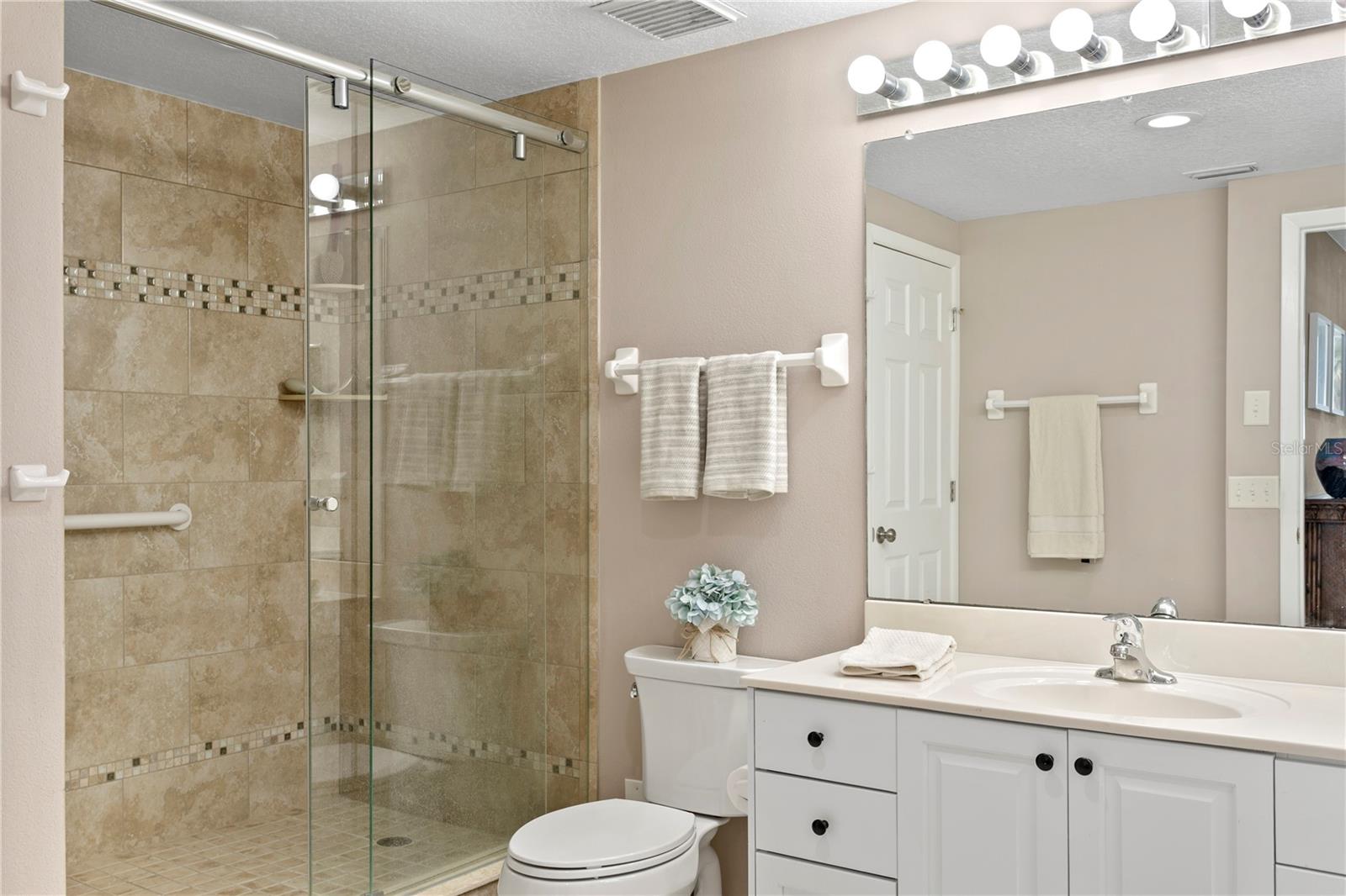 Image 32 of 49 For 4717 Dolphin Cay Lane S 203