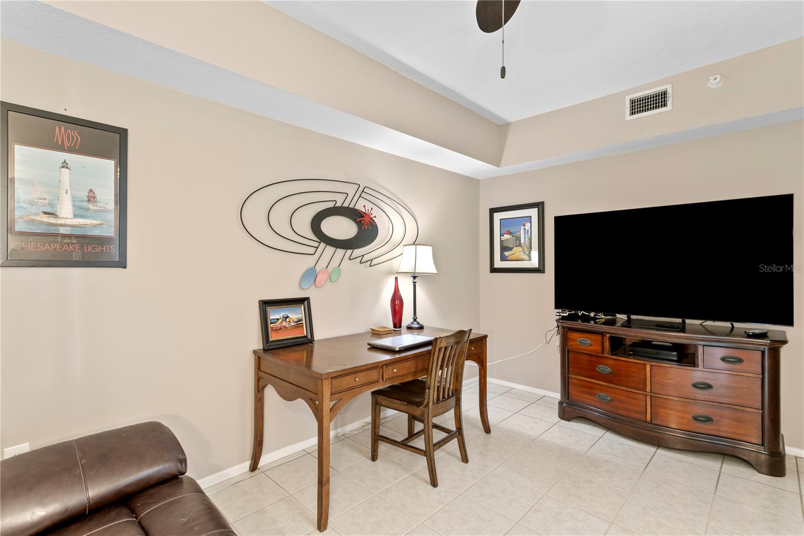 Image 36 of 49 For 4717 Dolphin Cay Lane S 203