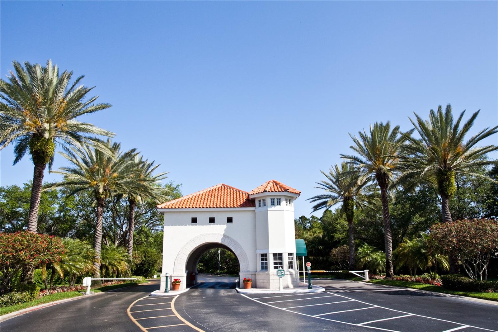 Image 46 of 49 For 4717 Dolphin Cay Lane S 203