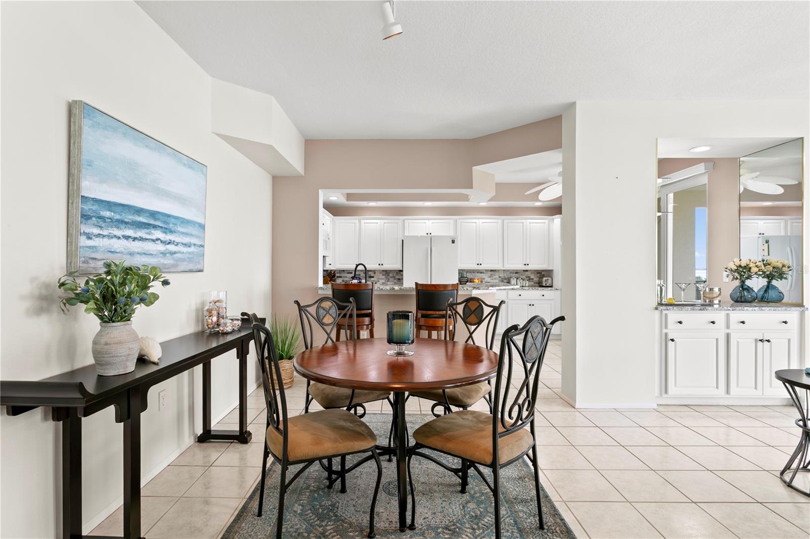 Image 9 of 49 For 4717 Dolphin Cay Lane S 203