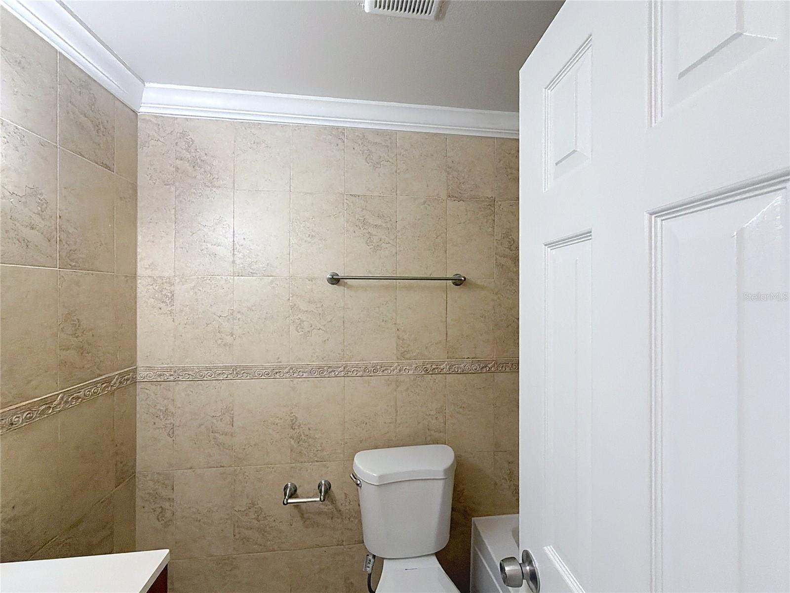 Image 19 of 29 For 5103 Stonehaven Court