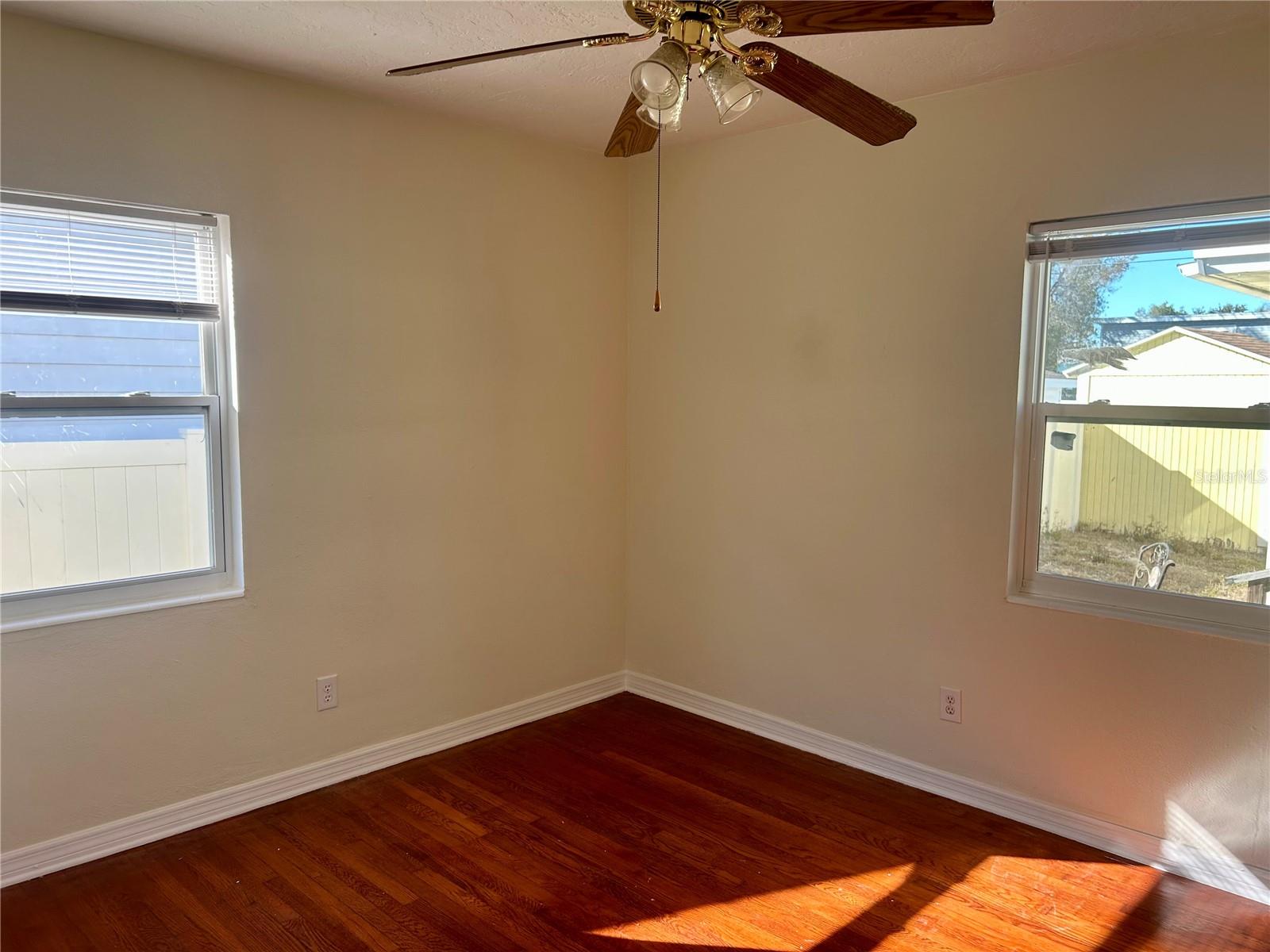 Image 10 of 25 For 3821 1st Avenue N