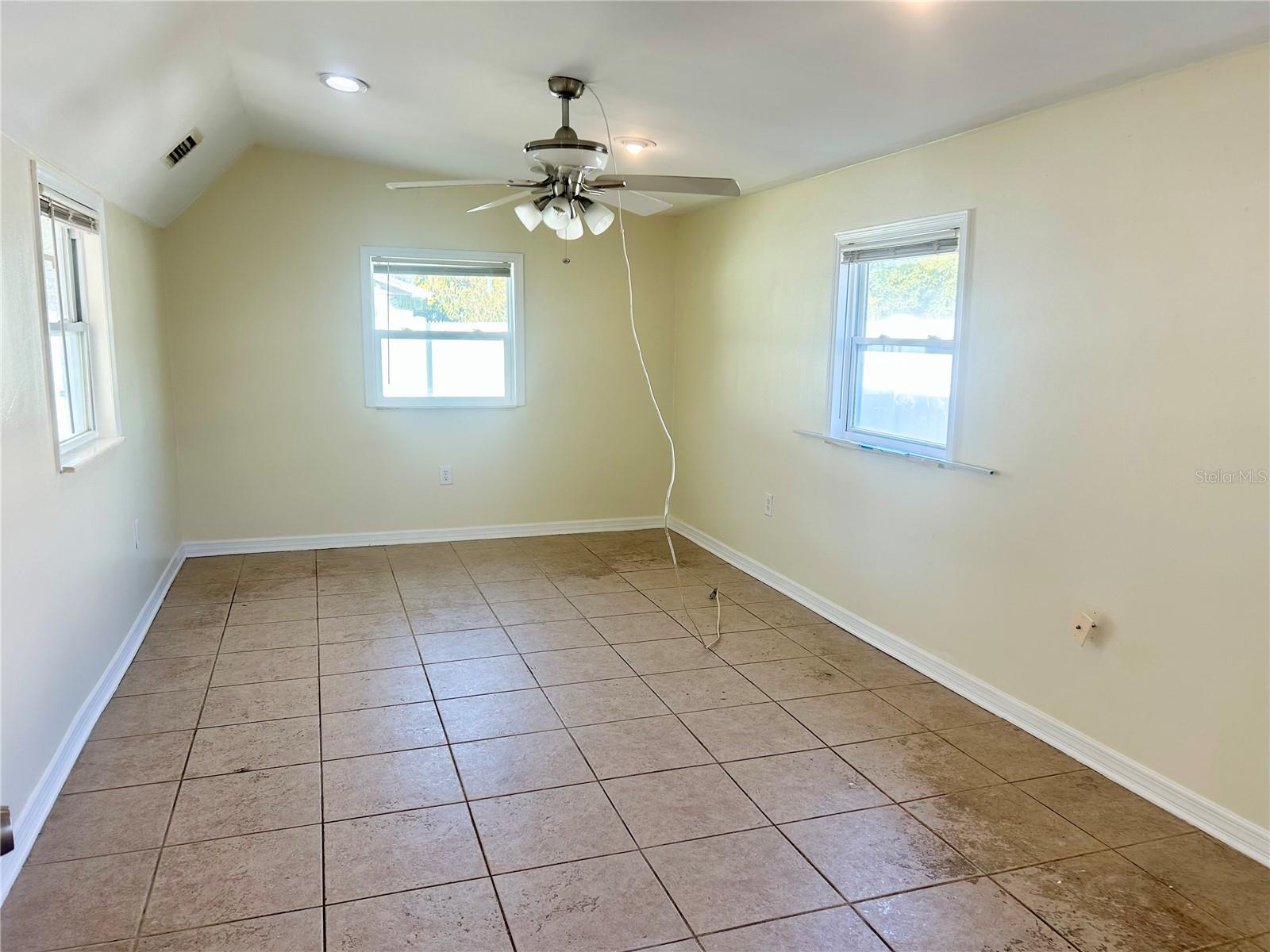 Image 19 of 25 For 3821 1st Avenue N