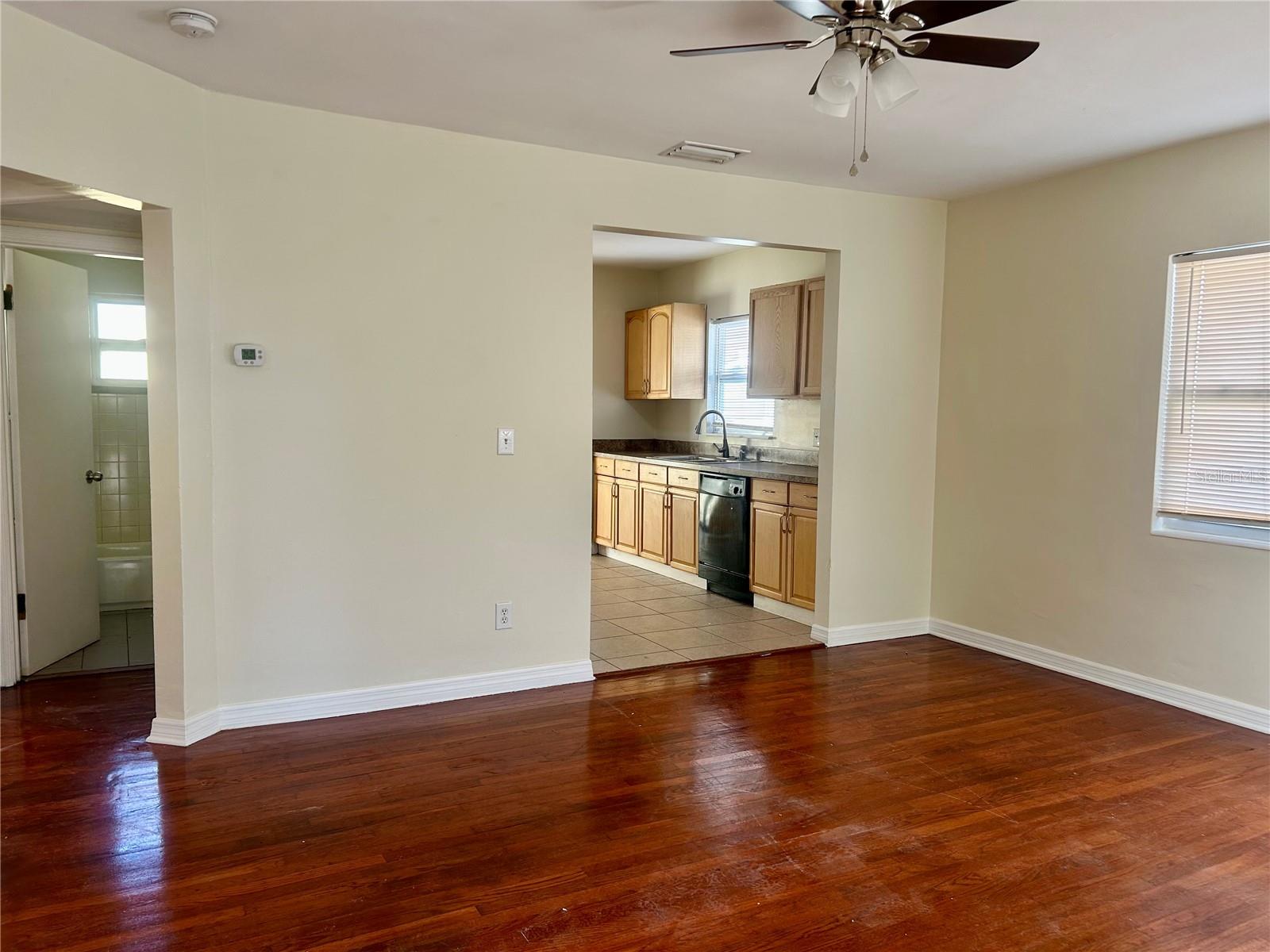 Image 6 of 25 For 3821 1st Avenue N