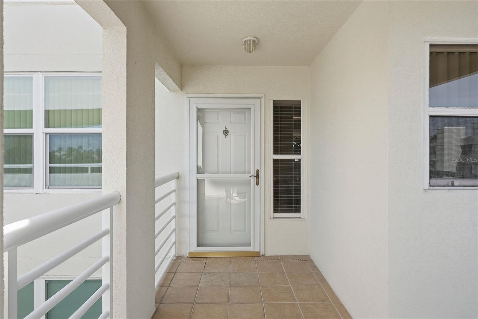 Image 19 of 52 For 6001 Bahia Del Mar Circle 529