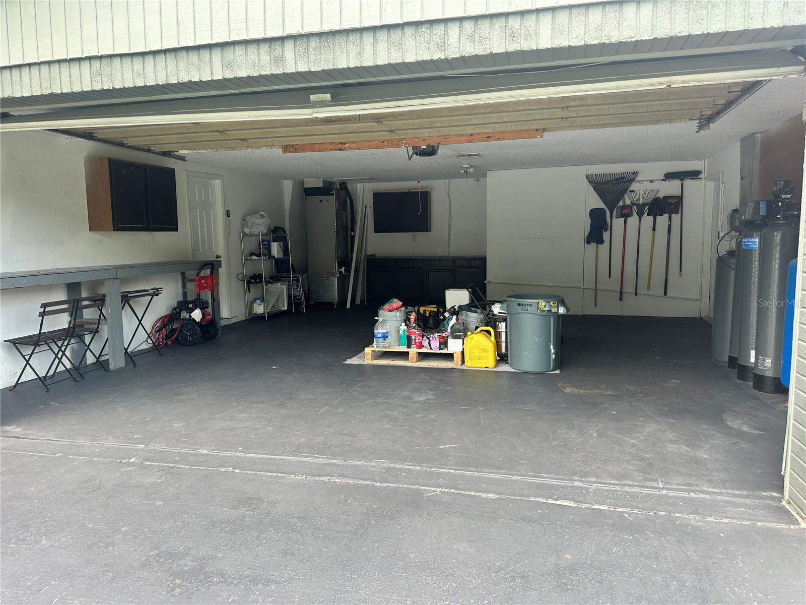 Image 22 of 23 For 12922 Post Road