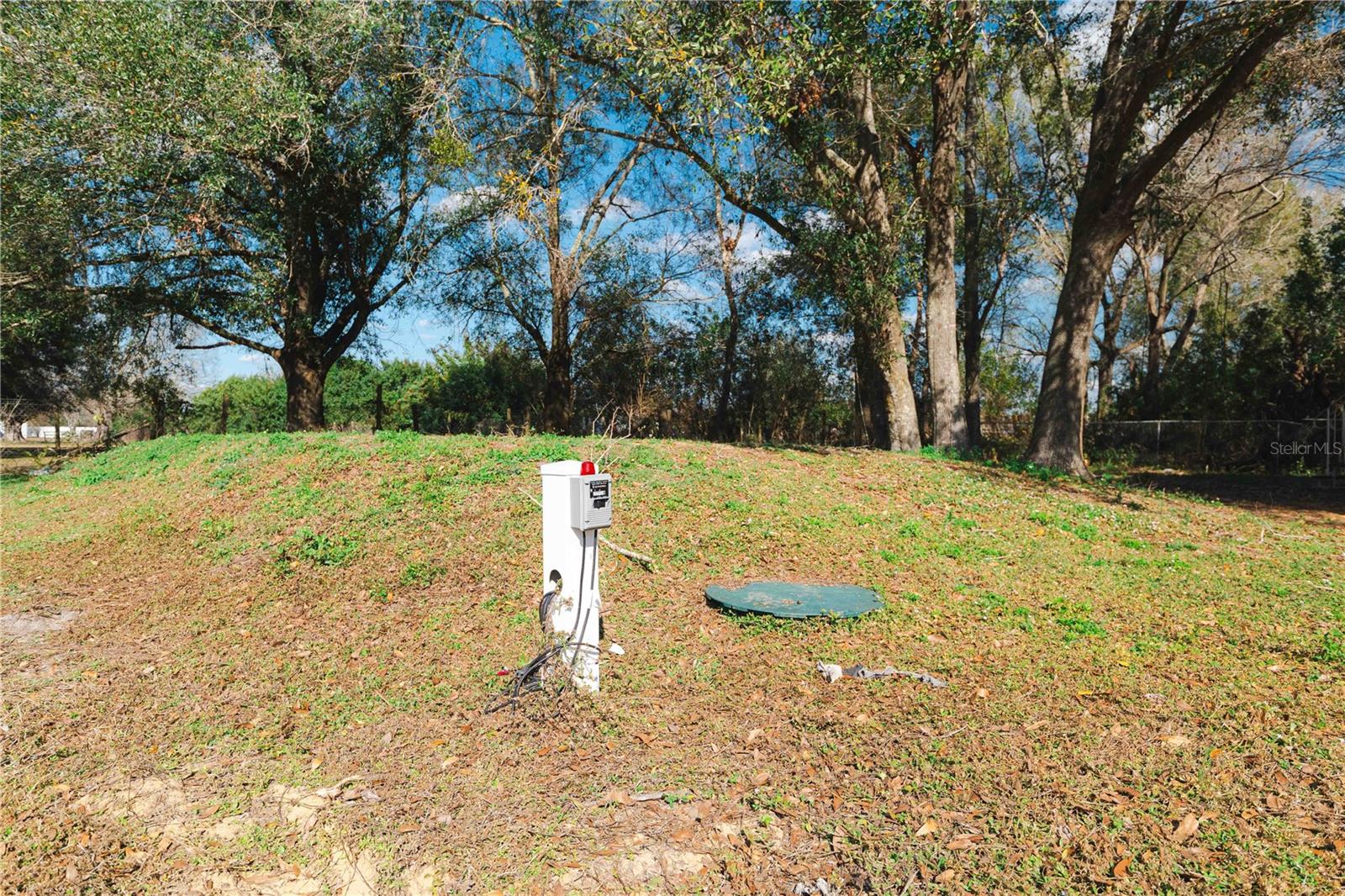 Image 31 of 42 For 8019 Meadowview Cir