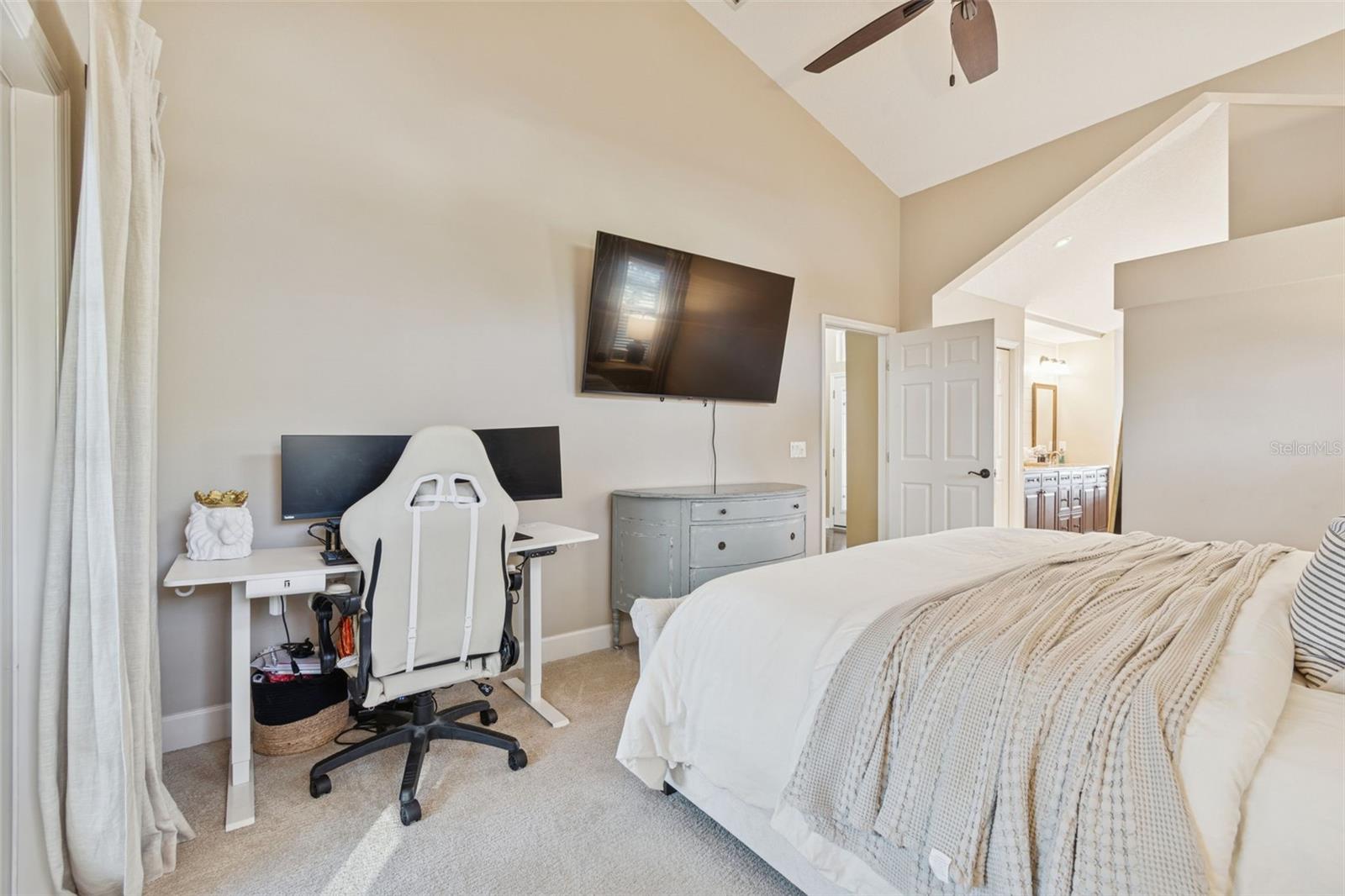 Image 40 of 100 For 4320 Auston Way