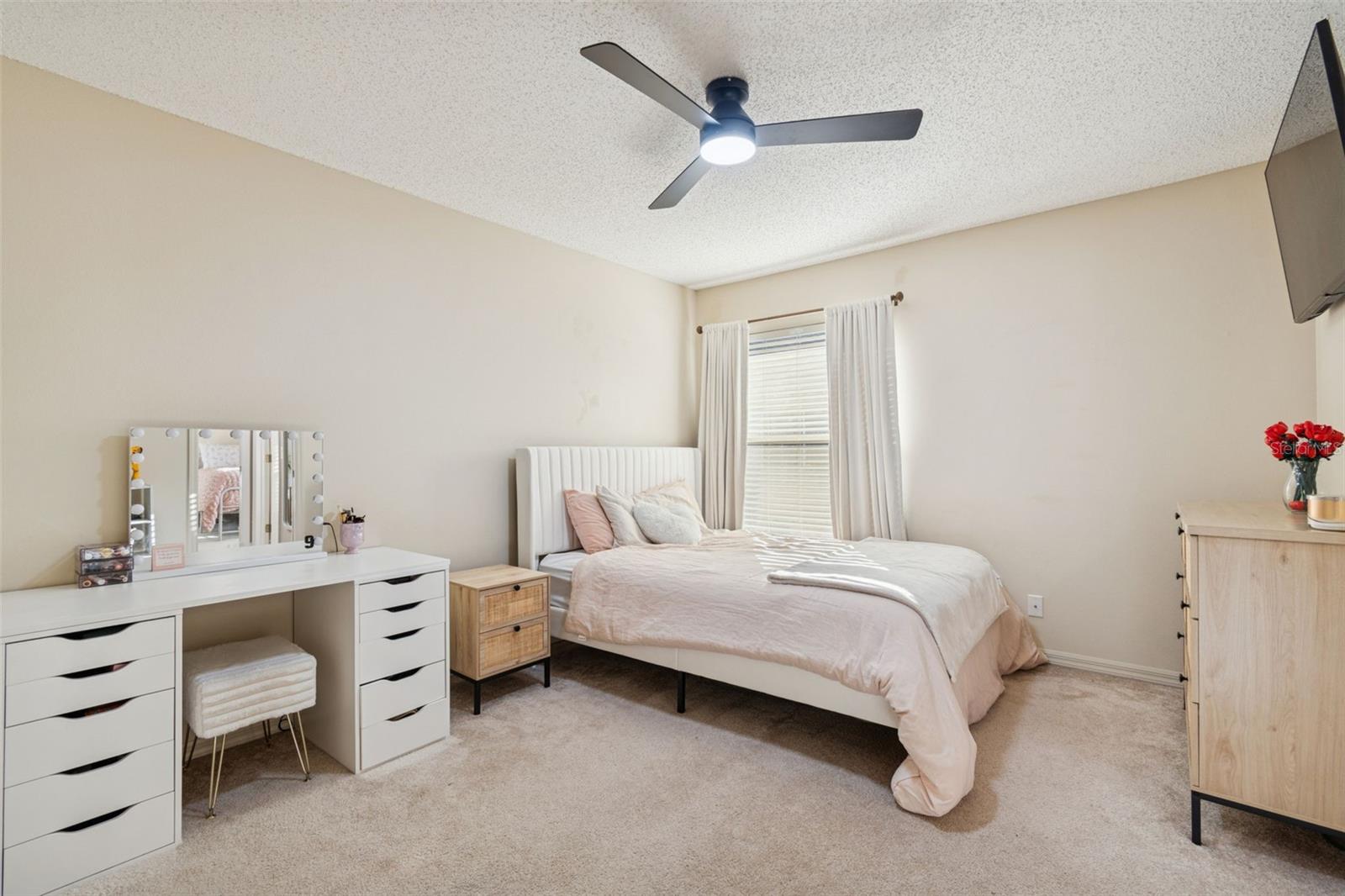 Image 56 of 100 For 4320 Auston Way