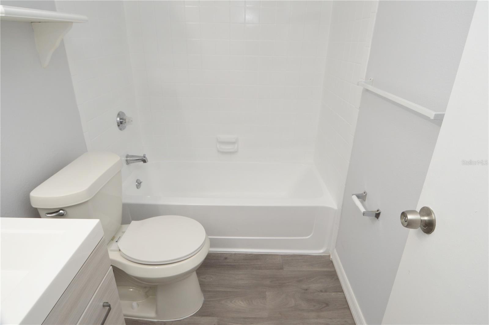 Image 22 of 90 For 8635 Mallard Reserve Drive 103