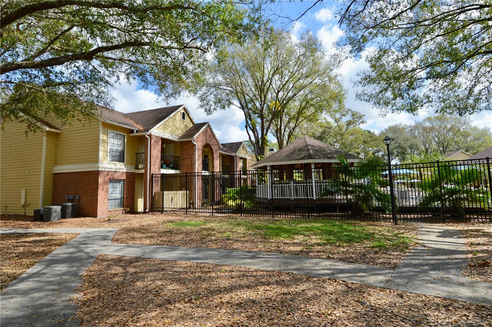 Image 42 of 90 For 8635 Mallard Reserve Drive 103