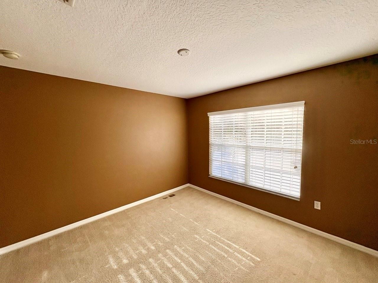 Image 20 of 35 For 11839 Castine Street