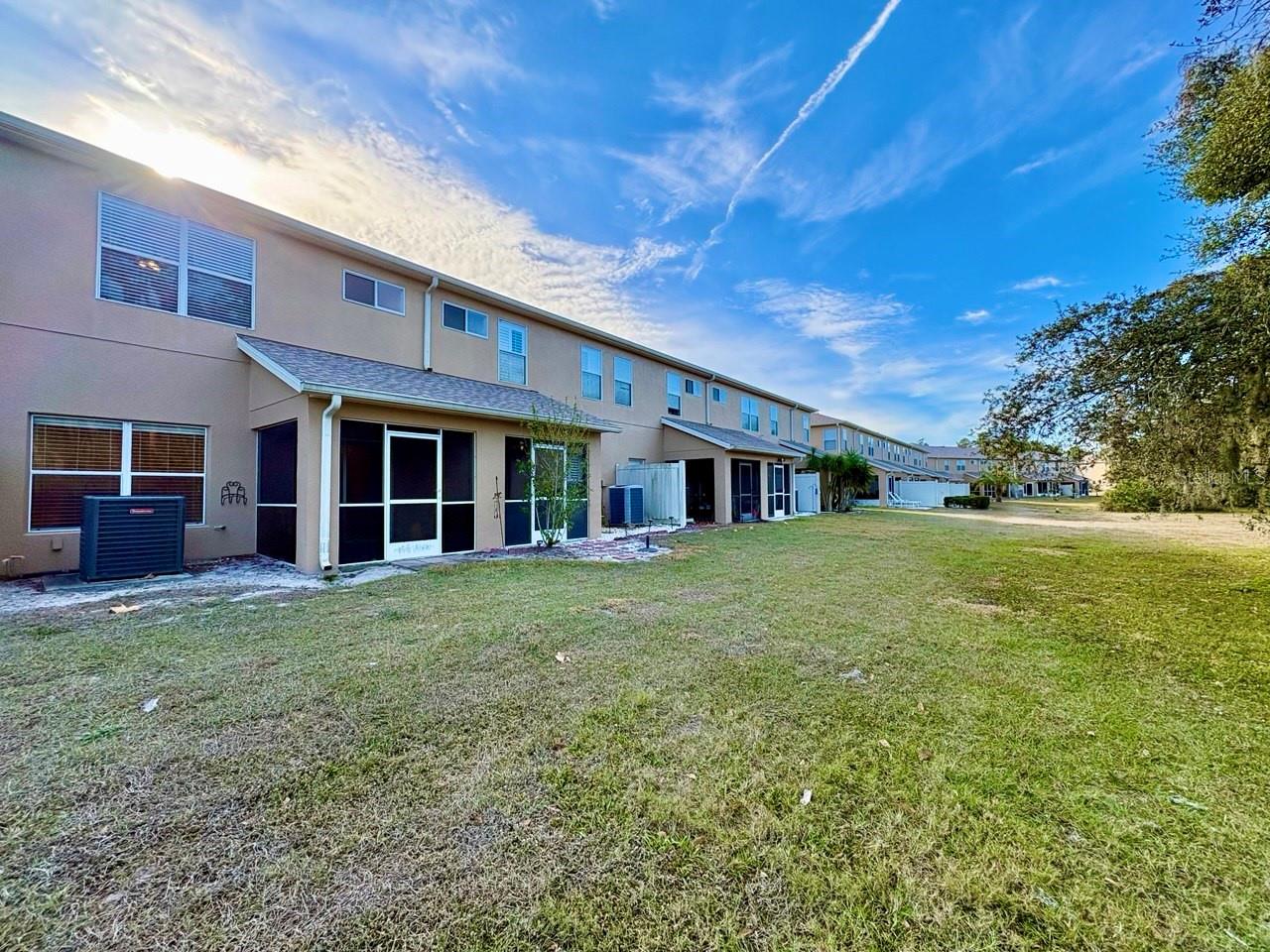 Image 27 of 35 For 11839 Castine Street