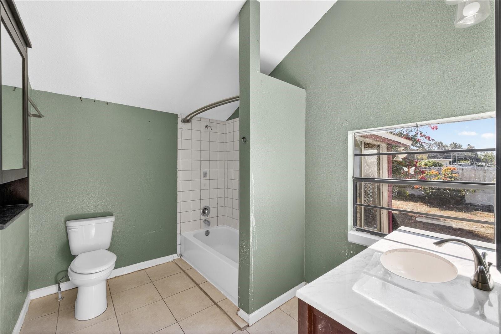 Image 26 of 35 For 2850 59th Avenue N