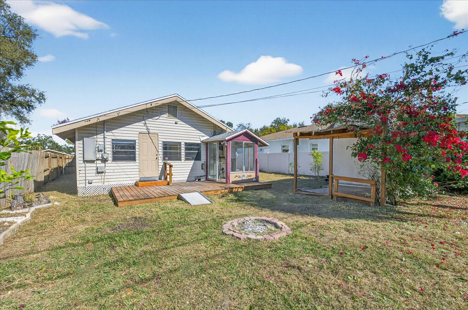 Image 32 of 35 For 2850 59th Avenue N