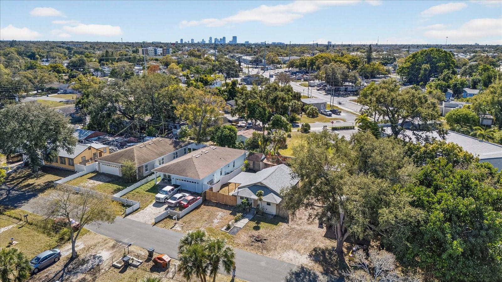 Image 5 of 35 For 2850 59th Avenue N