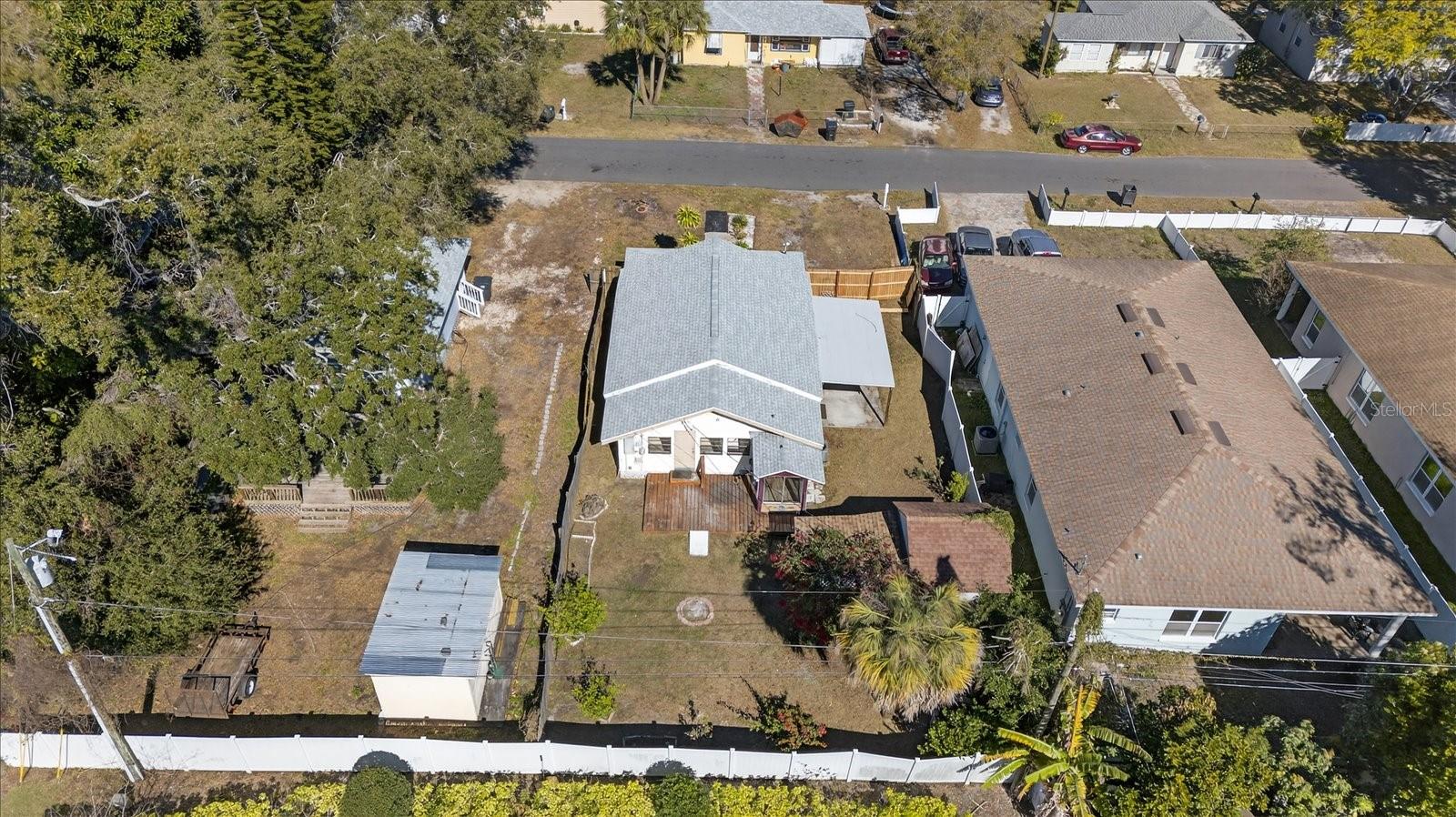 Image 6 of 35 For 2850 59th Avenue N