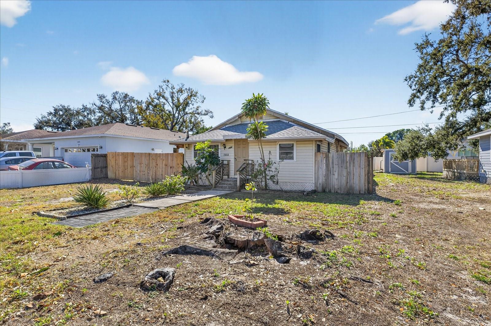 Image 8 of 35 For 2850 59th Avenue N