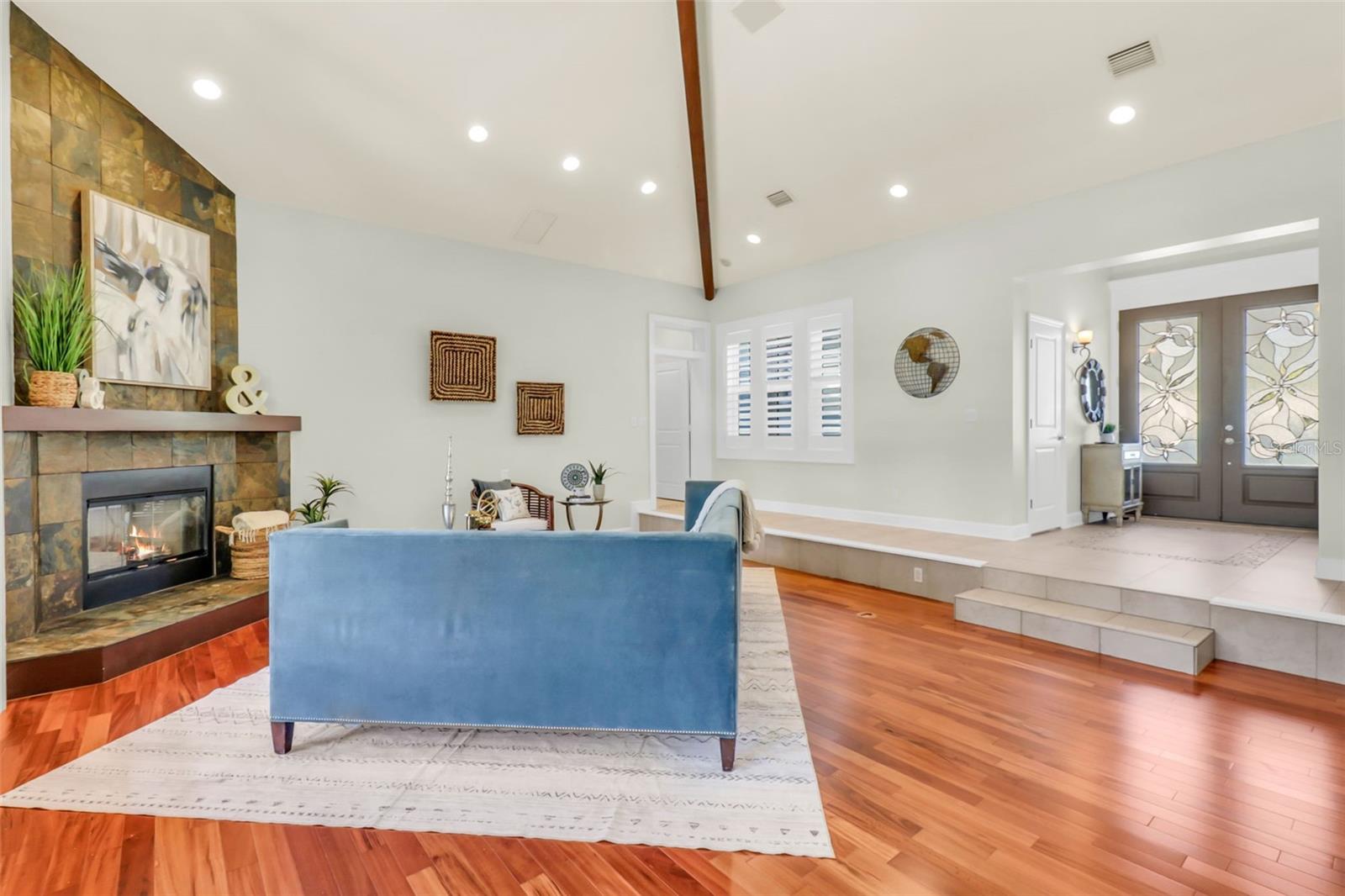 Image 12 of 49 For 13030 98th Avenue