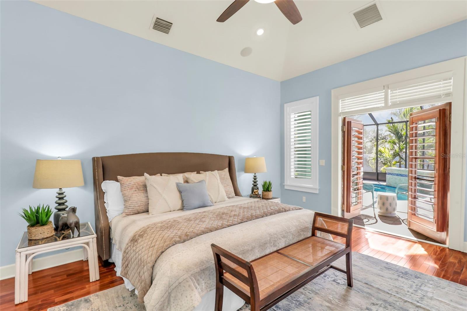 Image 21 of 49 For 13030 98th Avenue