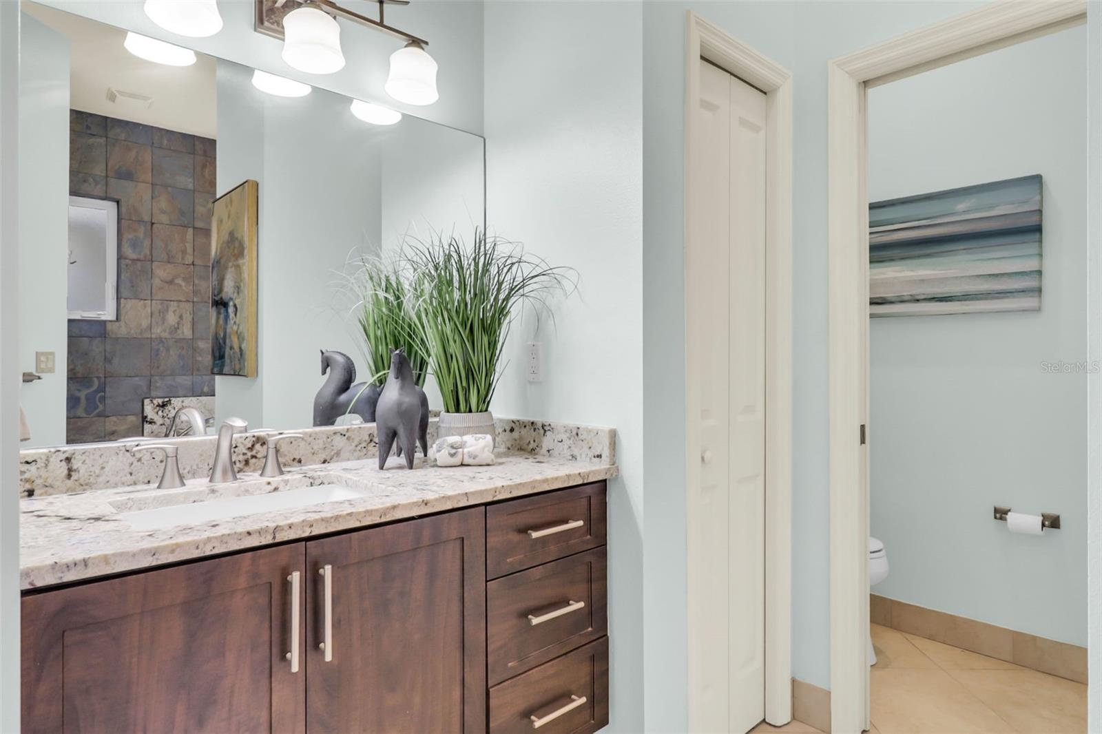 Image 24 of 49 For 13030 98th Avenue