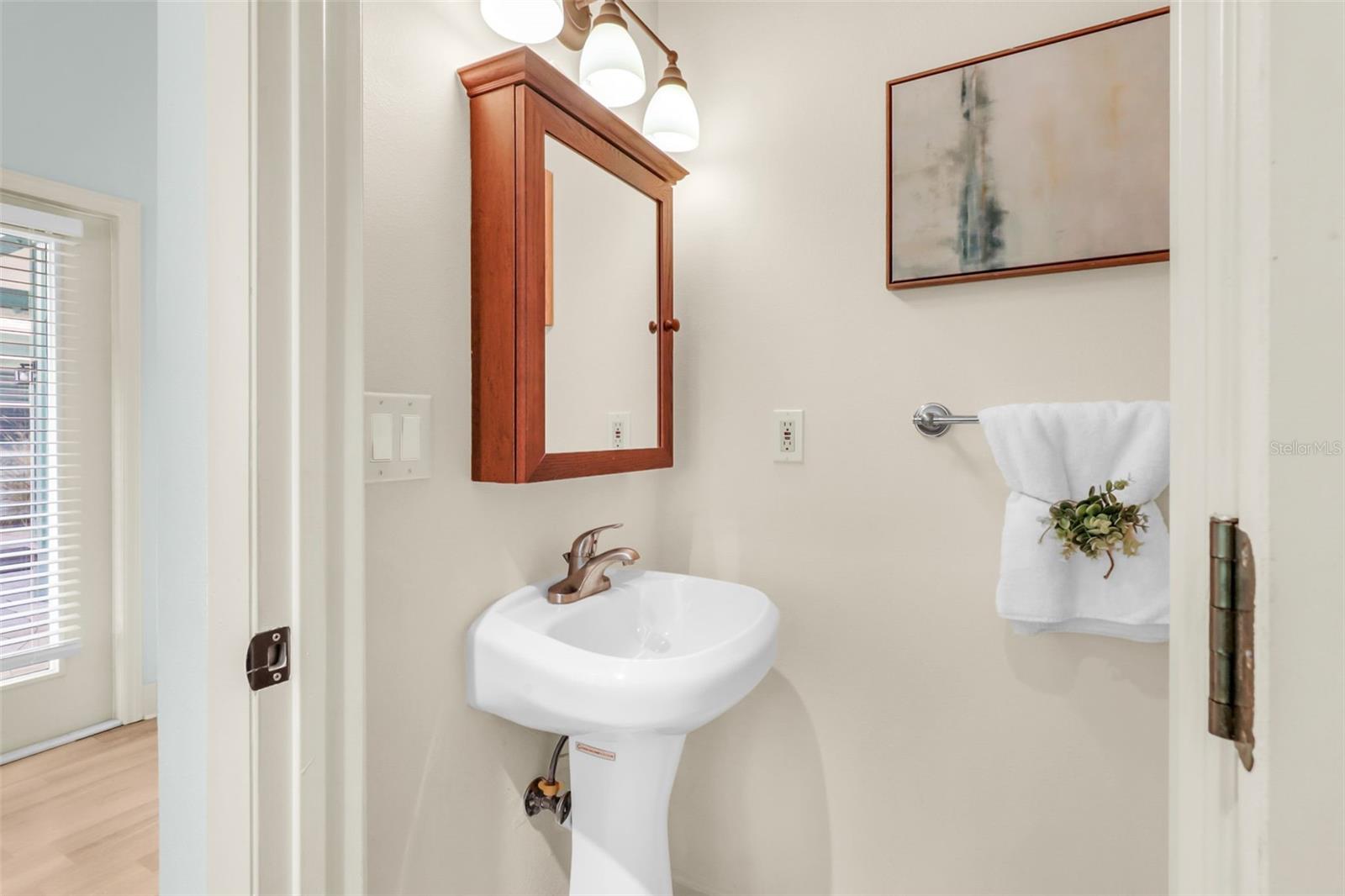 Image 28 of 49 For 13030 98th Avenue