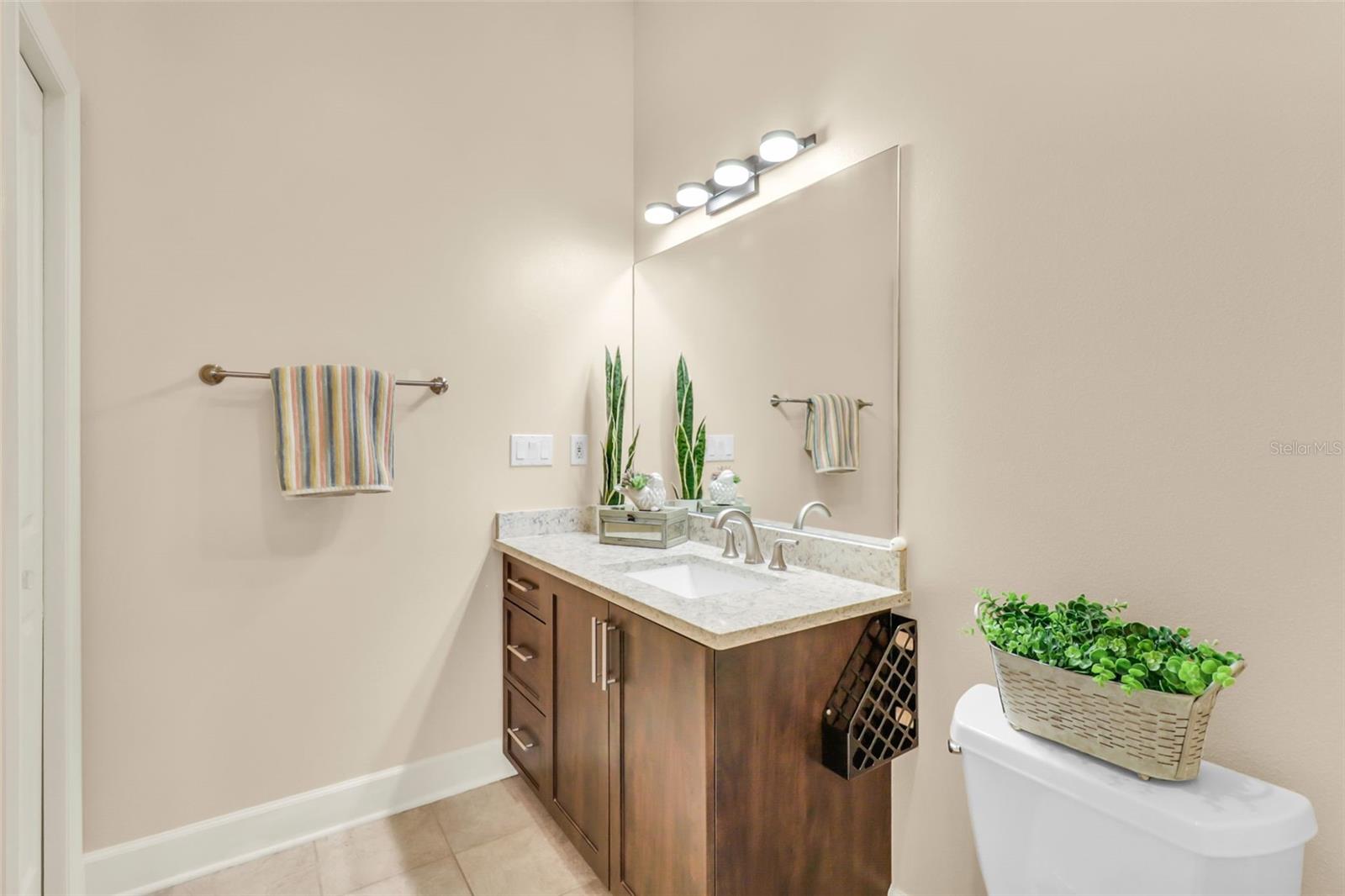 Image 38 of 49 For 13030 98th Avenue