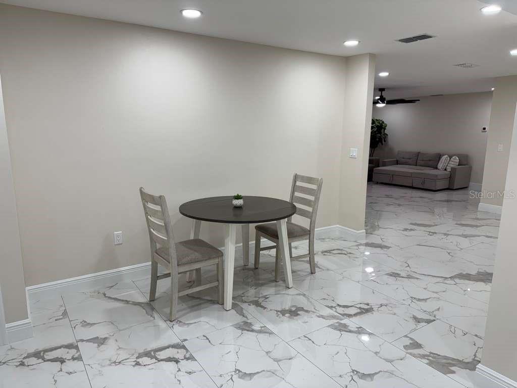 Image 10 of 17 For 1436 Se 25th Ter