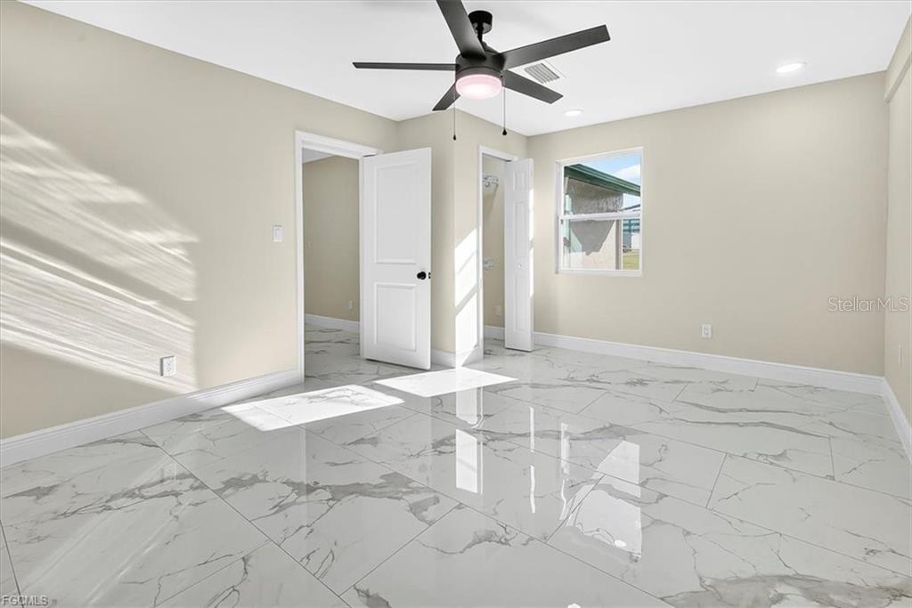 Image 5 of 17 For 1436 Se 25th Ter