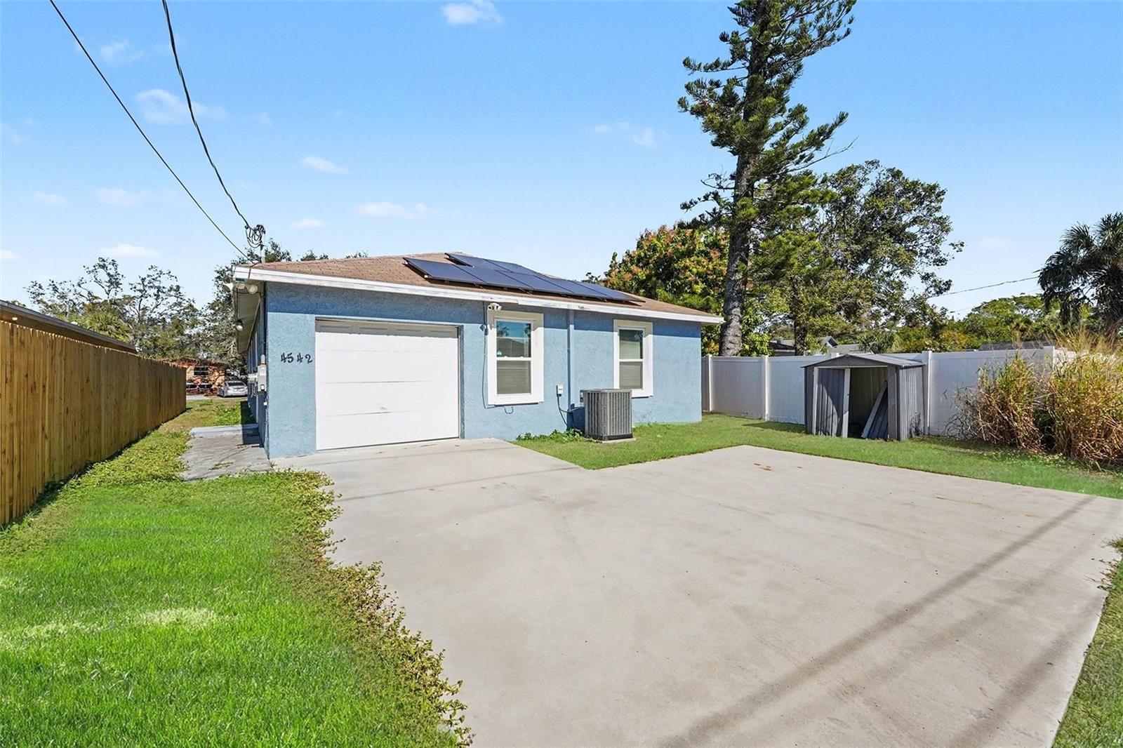 Image 14 of 17 For 4542 19th Avenue S