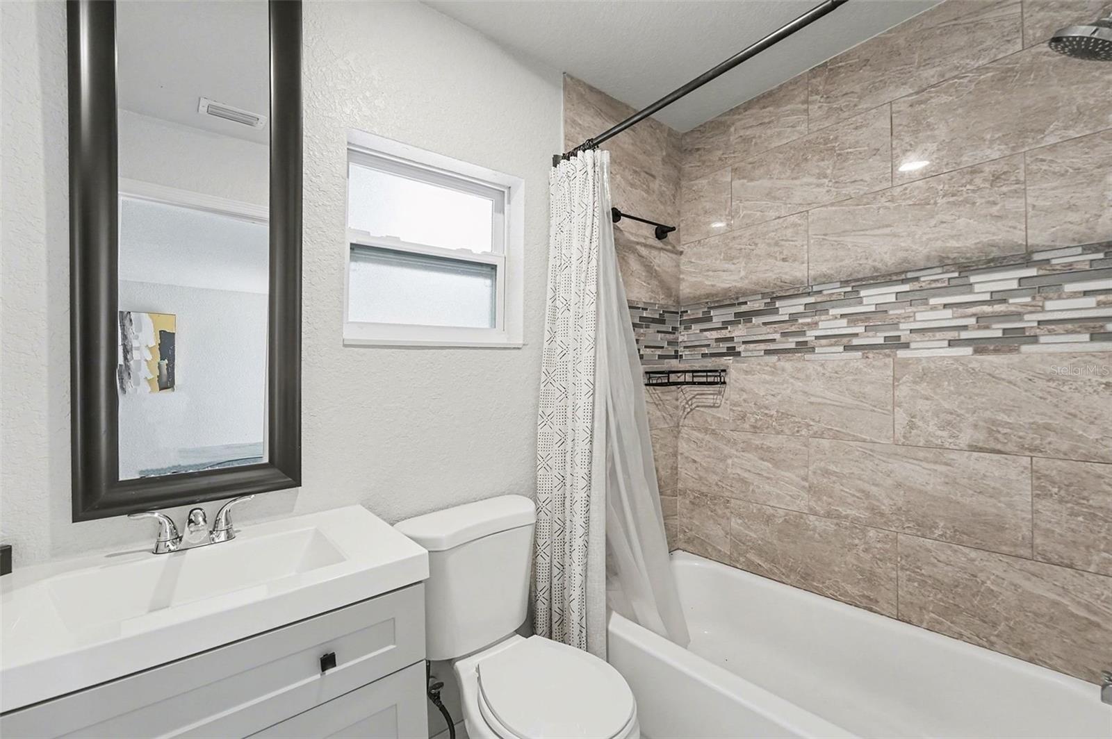 Image 8 of 17 For 4542 19th Avenue S