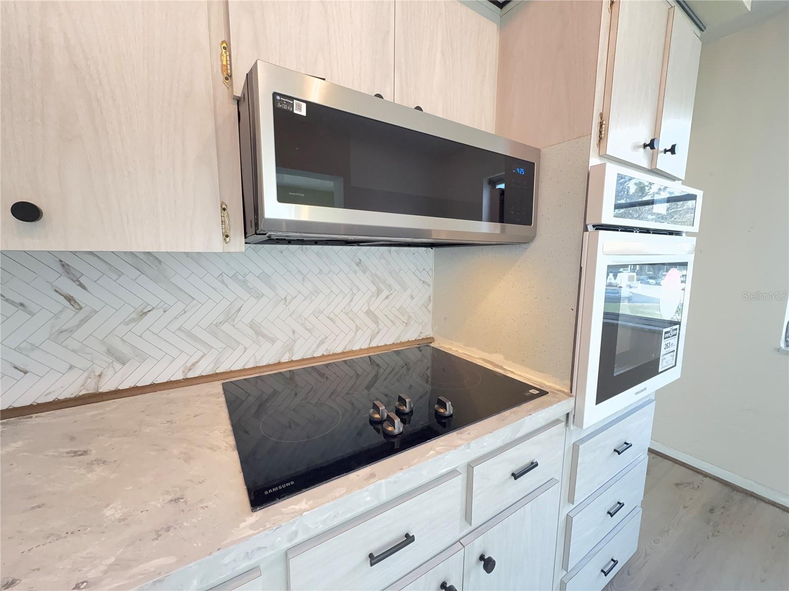 Image 11 of 34 For 2453 Brazilia Drive 25