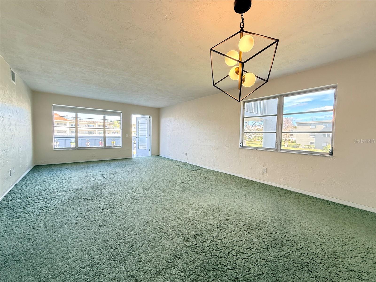 Image 16 of 34 For 2453 Brazilia Drive 25