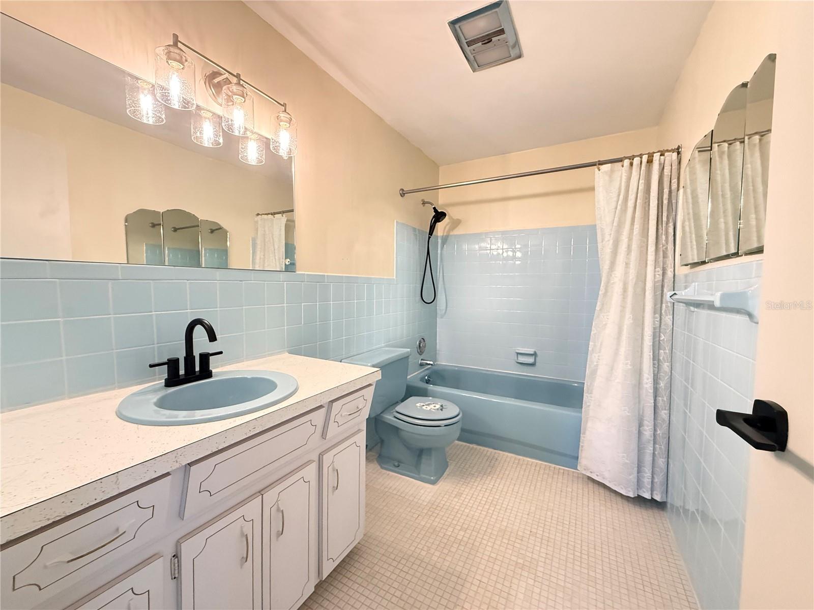 Image 20 of 34 For 2453 Brazilia Drive 25