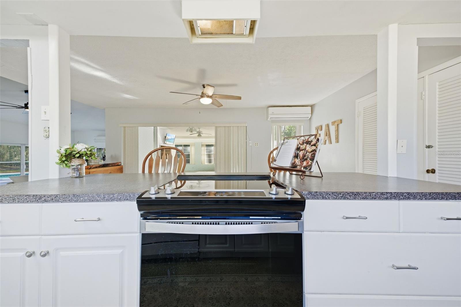 Image 17 of 68 For 9214 Rhea Drive