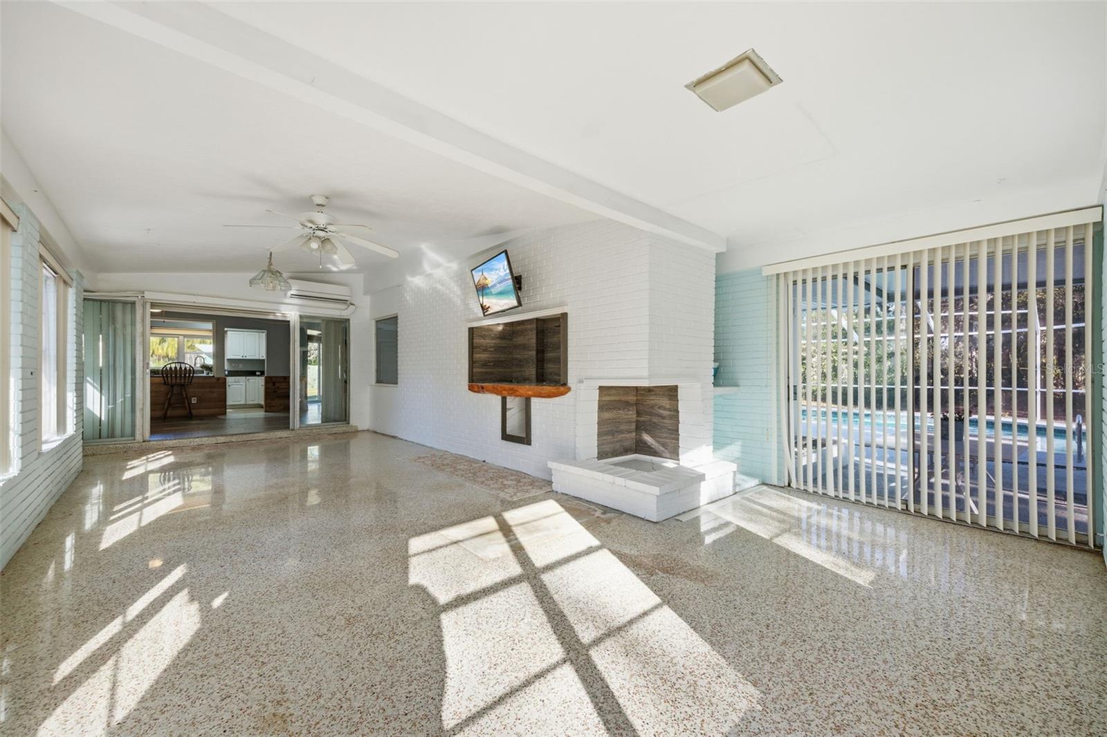 Image 23 of 68 For 9214 Rhea Drive