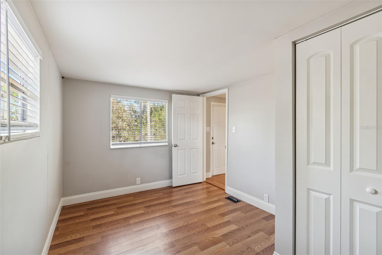 Image 35 of 39 For 5464 Wilson Point