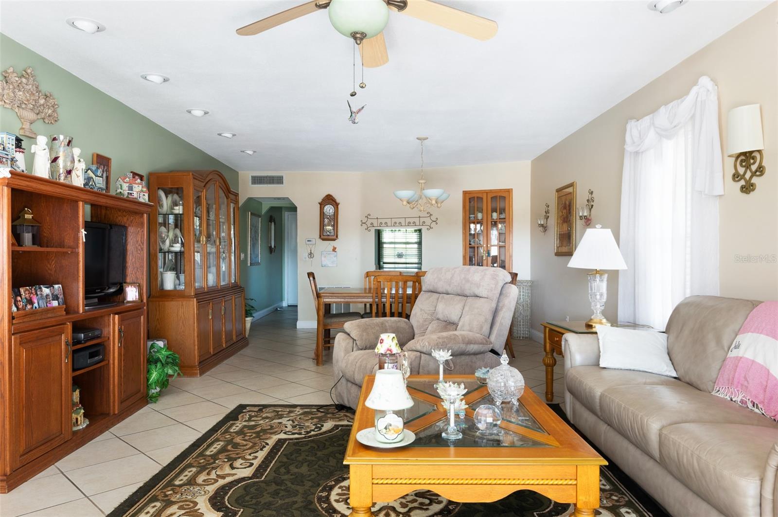 Image 13 of 29 For 8681 Bardmoor Boulevard 301c