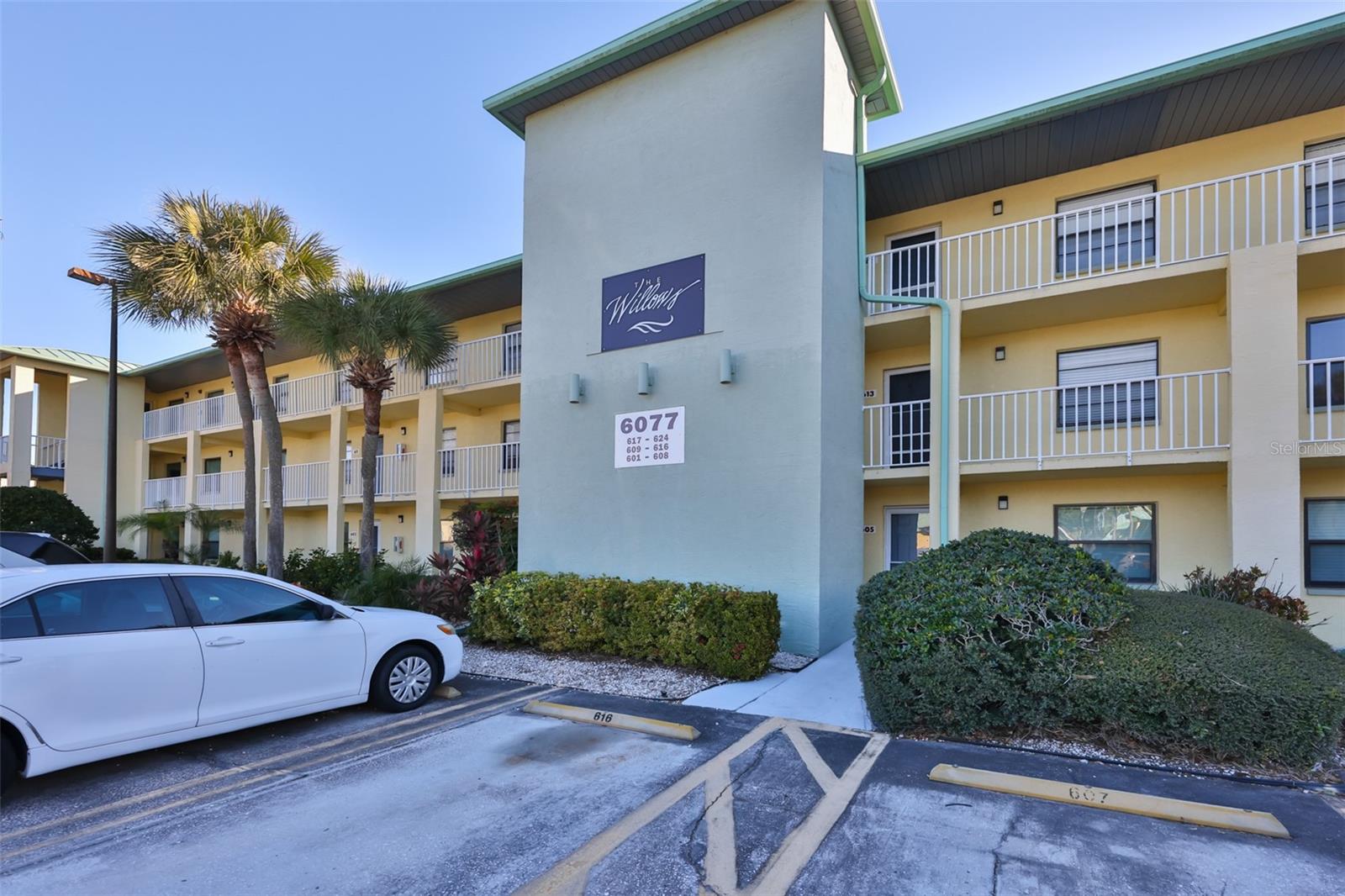 Image 2 of 38 For 6077 113th Street 610