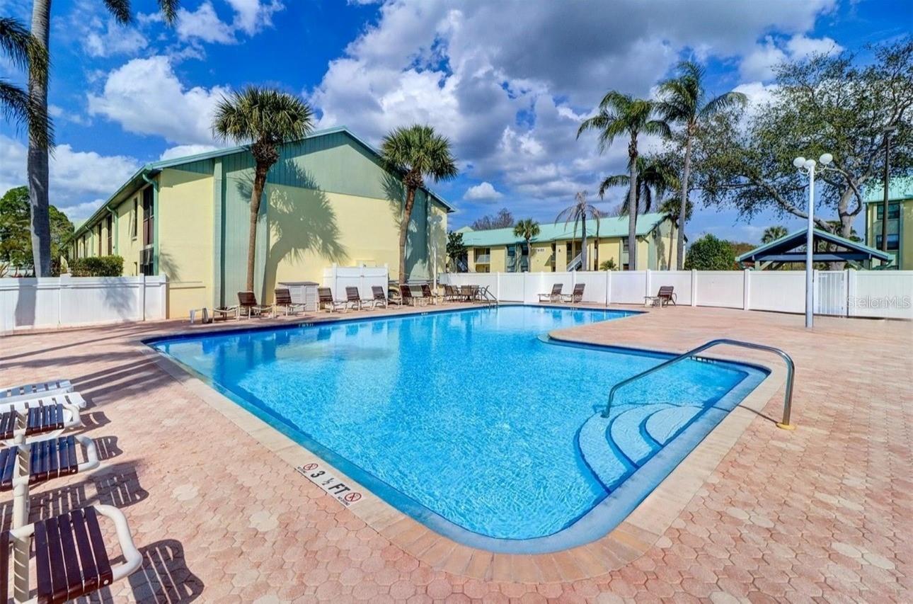 Image 32 of 38 For 6077 113th Street 610