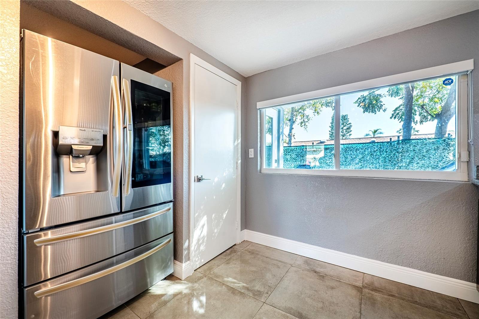 Image 14 of 56 For 12300 Partridge Hill Row