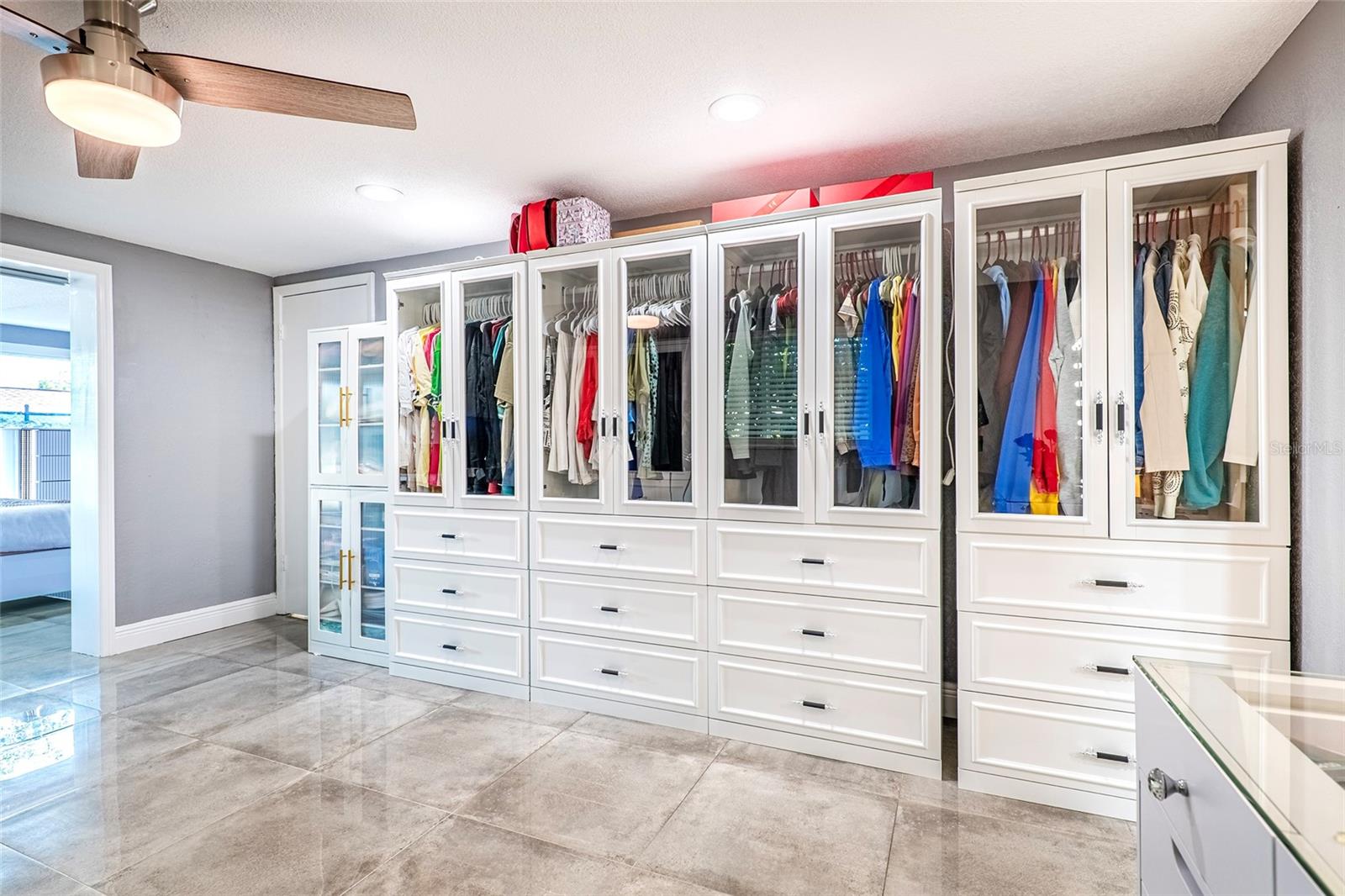 Image 23 of 56 For 12300 Partridge Hill Row