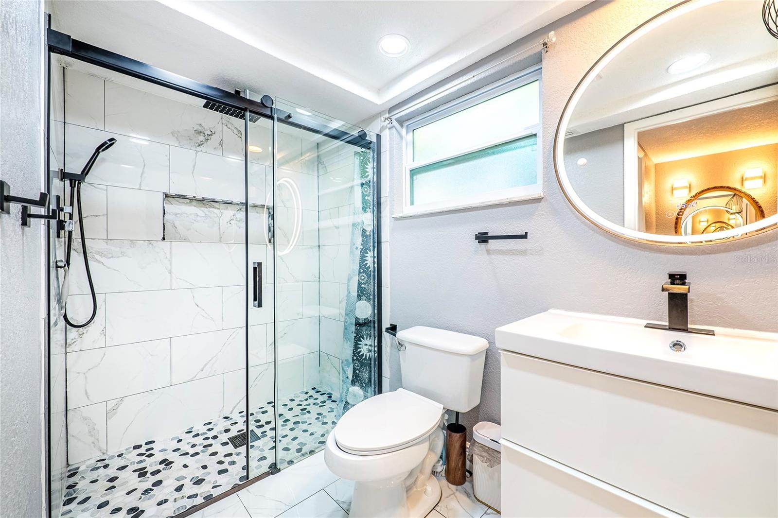 Image 24 of 56 For 12300 Partridge Hill Row