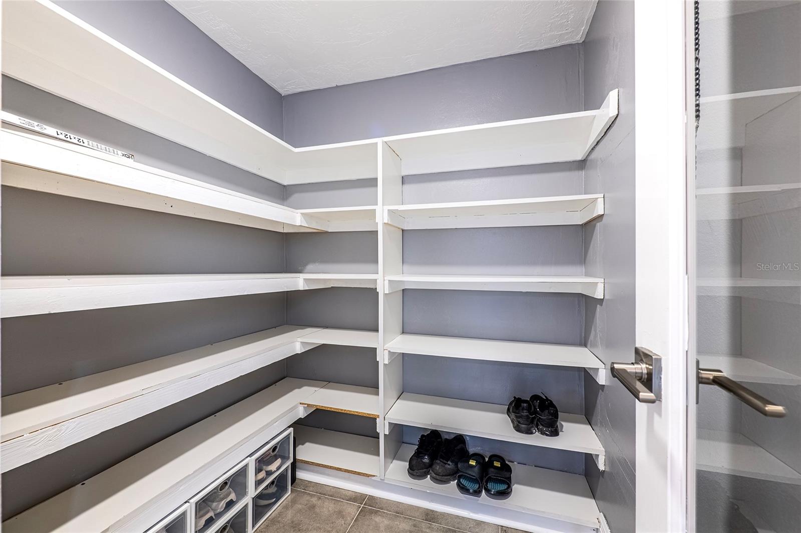 Image 25 of 56 For 12300 Partridge Hill Row