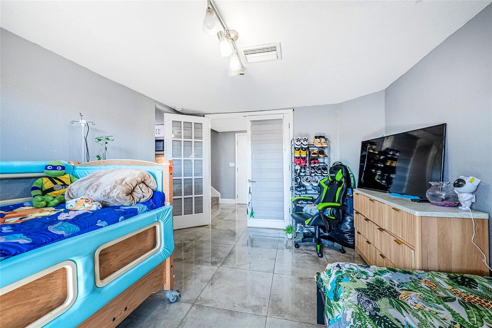 Image 29 of 56 For 12300 Partridge Hill Row