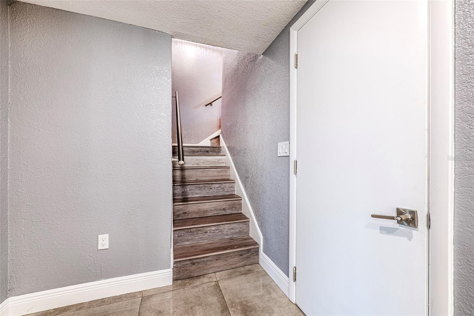 Image 34 of 56 For 12300 Partridge Hill Row